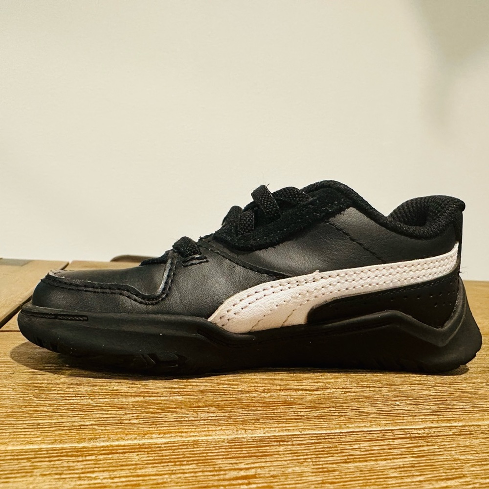 Black toddler Puma sneakers